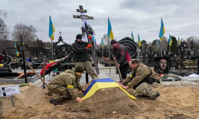 Ukrayna’da orduya katılacak gönüllü kalmadı