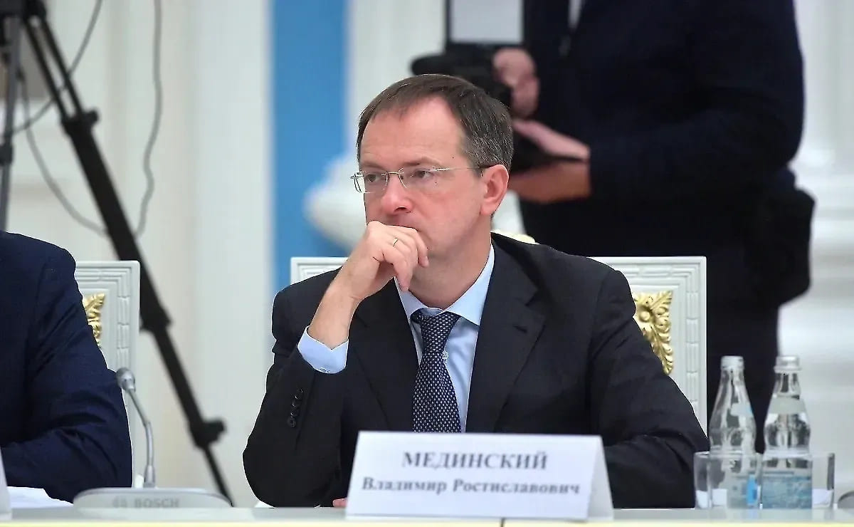 Ukraynalı Radikallerden Rus Müzakere Heyeti Başkanı Medinski ve Ailesine Tehdit