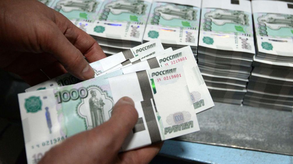Yaptırımlara rağmen Rusya bütçesi 2,1 trilyon ruble fazla verdi