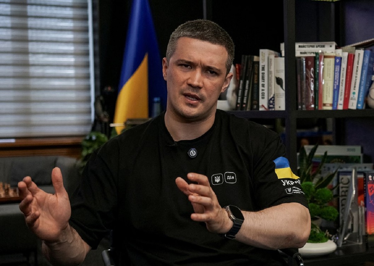 Rus istihbaratı, Görevden Alınan Ukrayna Savunma Bakanı’nın Telefonunu Hackledi