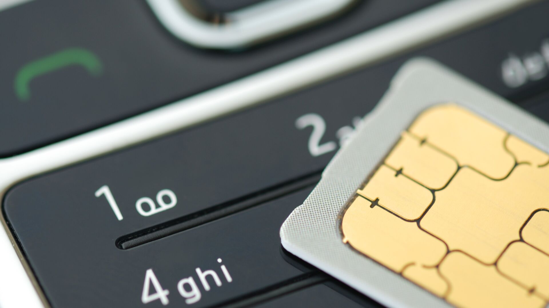 Rusya'da Cep telefonlarında 'Kilitli IMEI-SIM Kartı' Uygulansın Önerisi