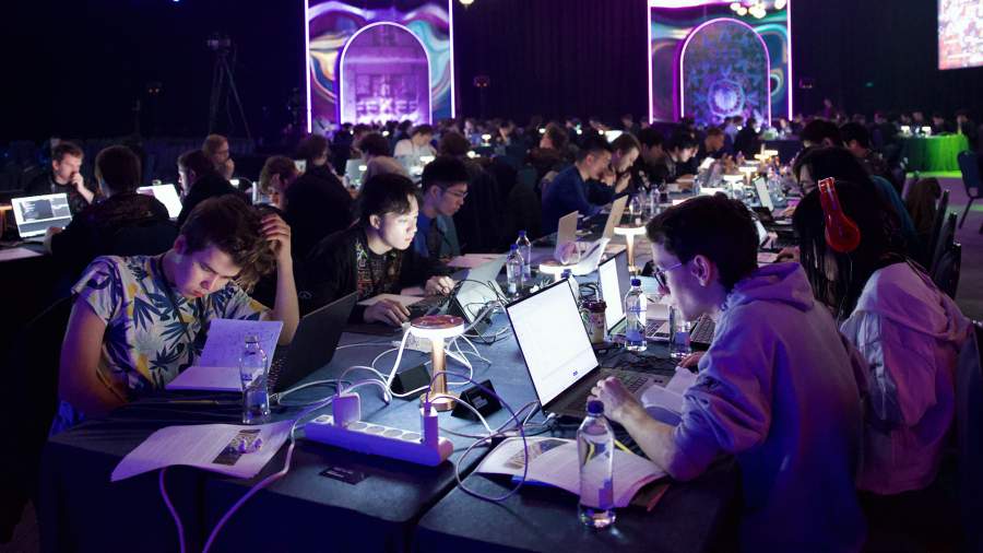 Yandex Cup İçin 21 Ülkeden Programcılar İstanbul'da Yarıştı