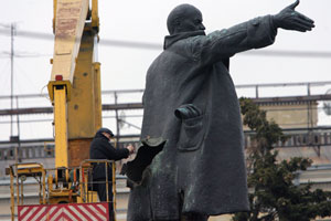 Bu kez Lenin’in kafası kayboldu