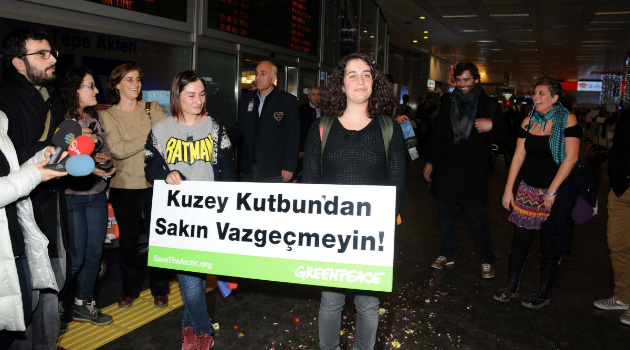 Greenpeace eylemcisi Gizem Türkiye’de