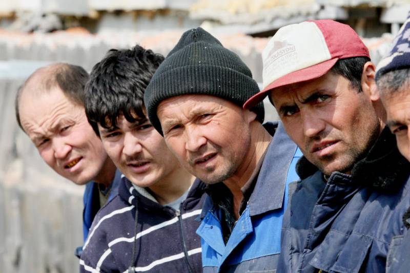 Göçmen işçiler Rusya’yı terkediyor