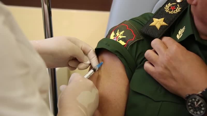 Koronavirüs aşısı yaptıran Savunma Bakanı’ndan ilk açıklama