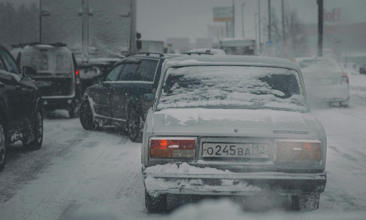 Moskova’da, mevsimin ilk kar uyarısı geldi