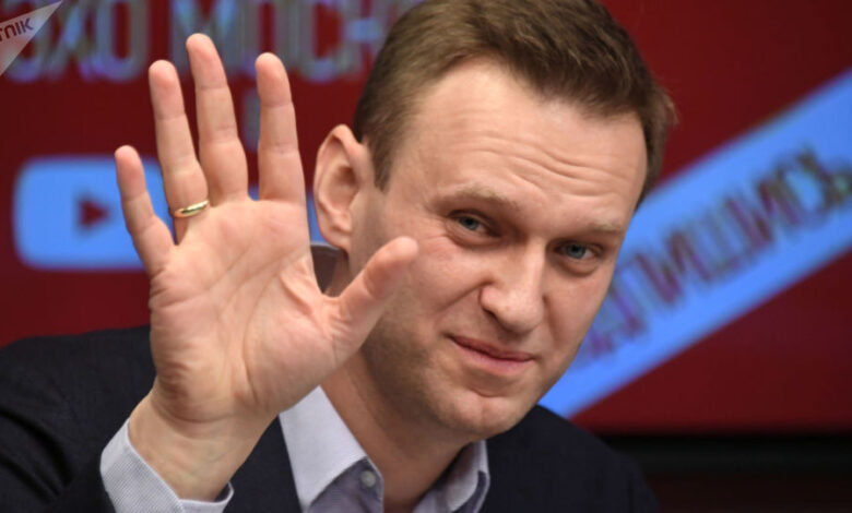 Navalny’den iyi haber; komadan çıktı, tedaviye yanıt veriyor