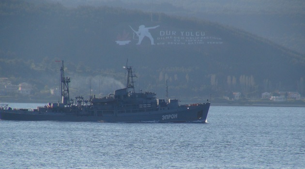 Rus savaş gemisi Çanakkale Boğazı’ndan geçti