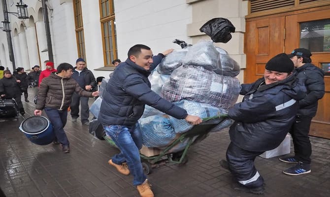 Rusya'da Göçmen Politikasında Yeni Dönem; Cezalar Artırılıyor