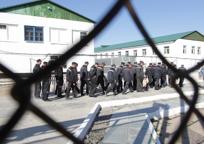 Rusya’da ilk defa cezaevindeki mahkum sayısı 500 binin altına indi