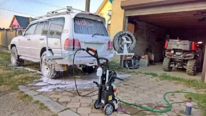 Rusya'da Yazlıkta Araç Yıkayanlar Dikkat, Para Cezası Var!
