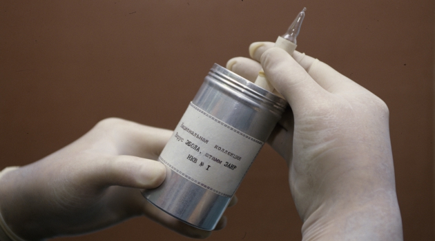 Rusya, ayda 10 bin Ebola aşısı üretecek