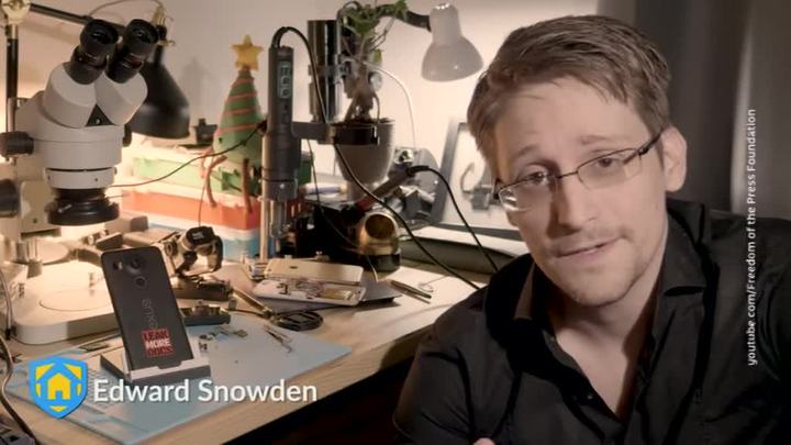 Trump'tan, Rusya'da yaşayan Edward Snowden'a affa yeşil ışık