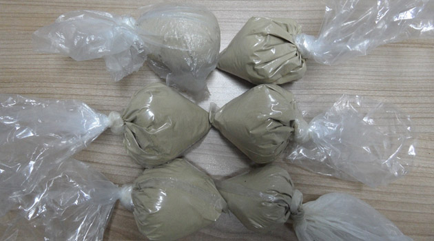 Moskova'ya uçakla gelen Türk yolcunun midesinde 433 gram uyuşturucu çıktı