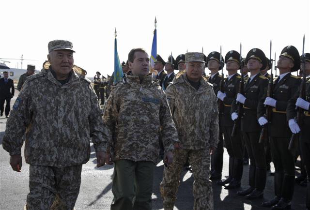 KGAO “İşbirliği 2009” adlı ilk askeri tatbikatını gerçekleştiriyor
