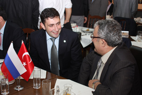 İşadamları RUTİD'in iftarında buluştu; Rusya ekonomisi iyi yolda