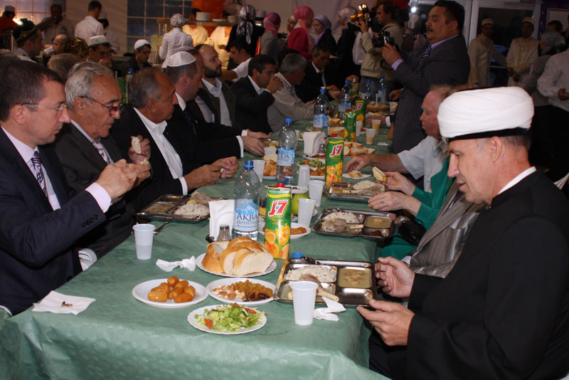 Moskova'da Ramazan Çadırı'nda hoşgörü mesajı
