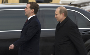 Ruslar Putin-Medvedev tandeminin kalıcı olduğunu düşünüyor