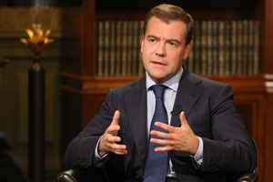 Medvedev: “Rus ayısı çekici ve güçlü olmalı”