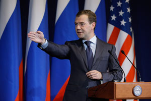 Medvedev: İyi çalışırsam 2012’de yeniden başkan olurum