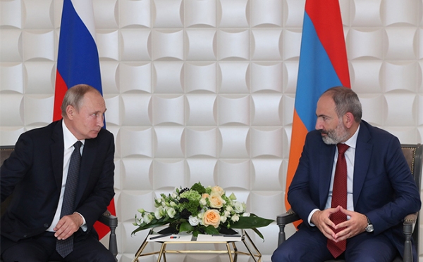 Ermenistan Devlet Başkanı, Putin ile Kamışlı’daki Ermenilerin güvenliğini görüştü