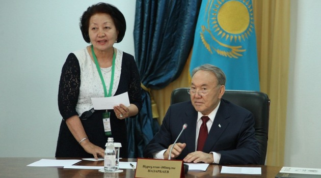 Nazarbayev, Kazakça sınavını geçti