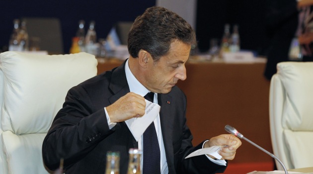 Ermenistan’da doğan bebeğe Sarkozy ismi verildi 