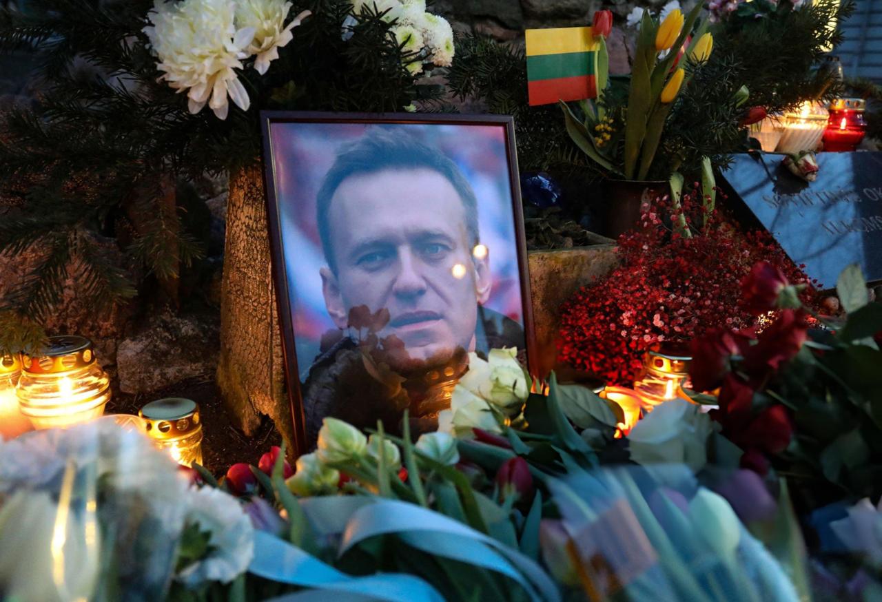 AB: ''Navalnıy Zehirlenerek Öldürüldü''; Rusya "Gündem Değiştirme Çabası"