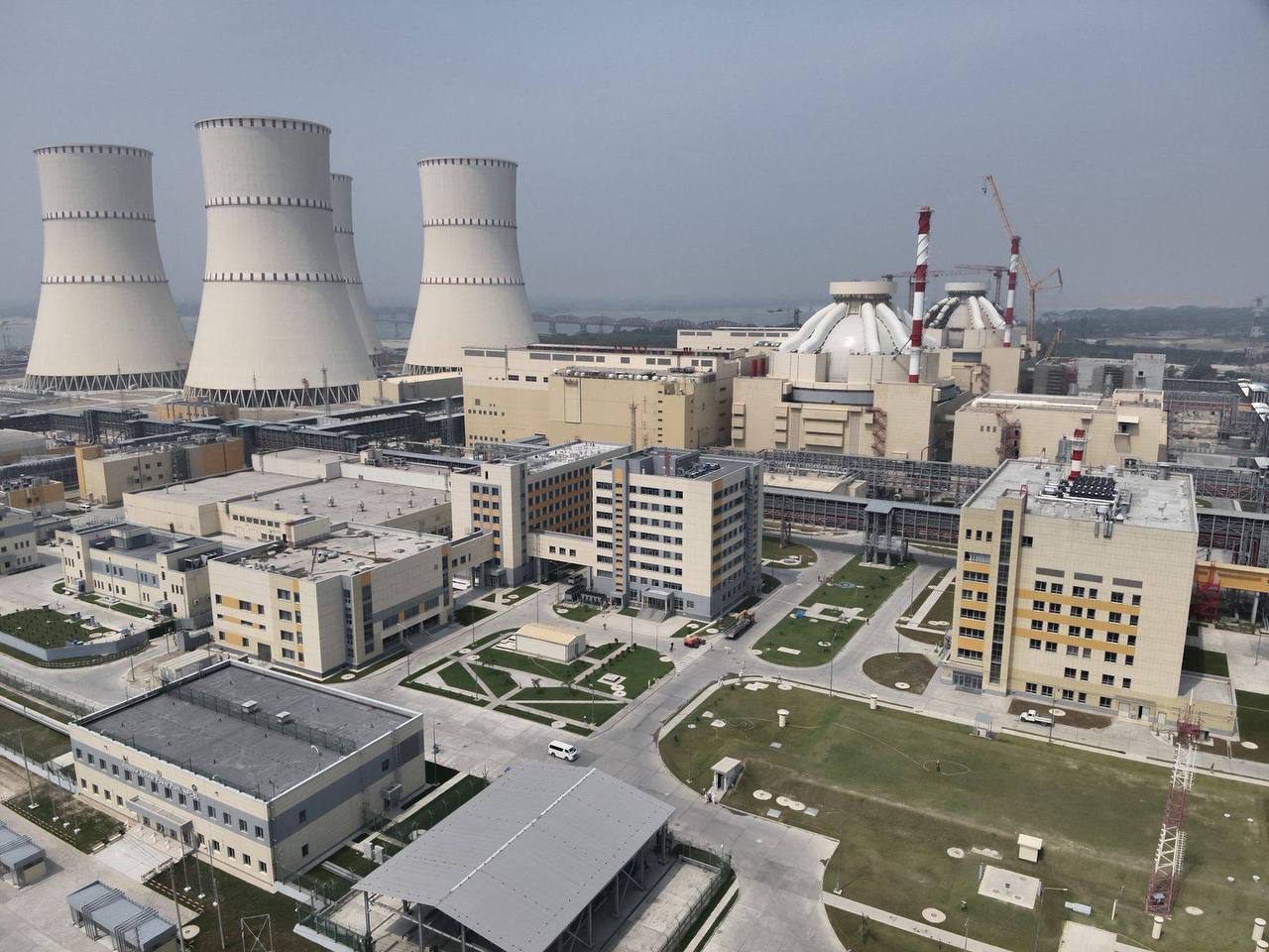 Bangladeş'te Rusya'nın İnşa Ettiği NGS'nin İlk Ünitesi Devreye Alındı