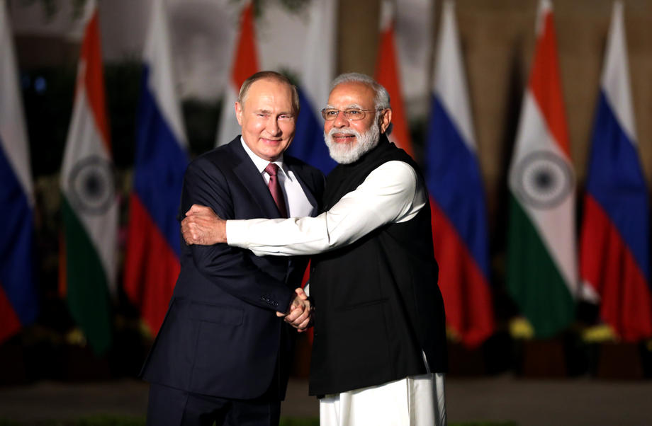 Birçok alanda Rusya'ya bağımlı olan Hindistan, yaptırımlara katılacak mı?
