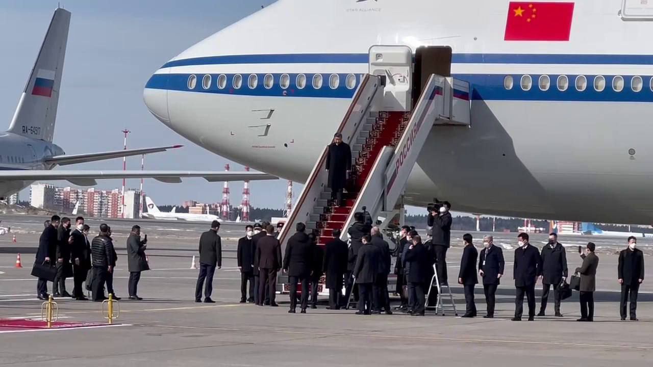 Çin lideri Şi, Moskova’ya geldi