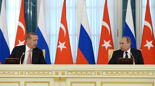 Erdoğan: Kim vurdu? Putin: Biz vurmadık