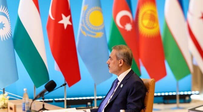 Fidan'ndan Ukrayna'da "kötüleşen kutuplaşmanın" önlenmesi çağrısı
