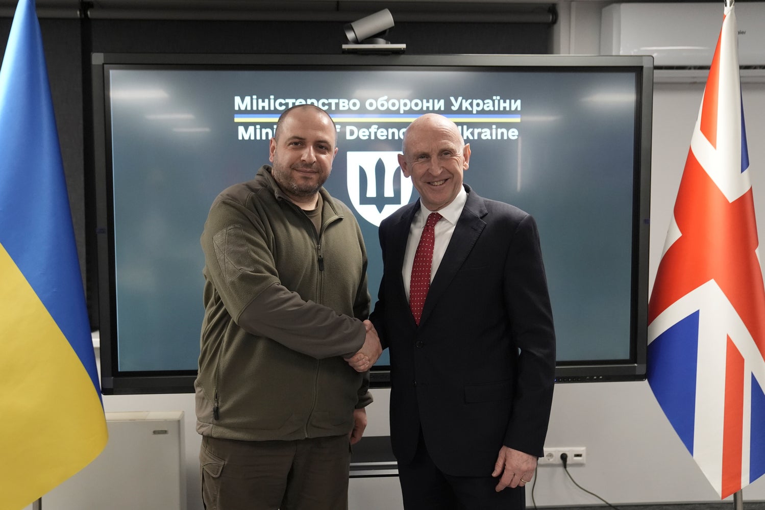 İngiltere'den Ukrayna'ya 500 Milyon Sterlinlik Füze Yardımı