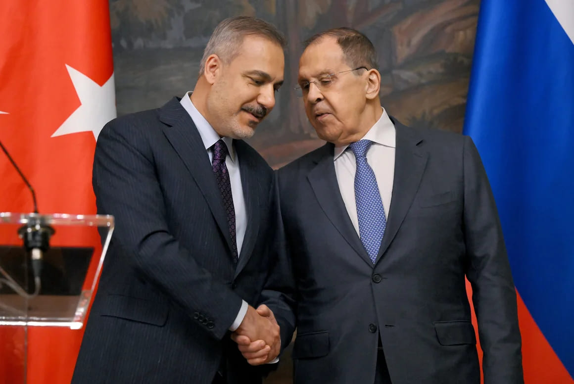 Lavrov-Fidan Görüşmesi: "Ukrayna Görüşmelerinin İkinci Turu İstanbul'da Yapılabilir"