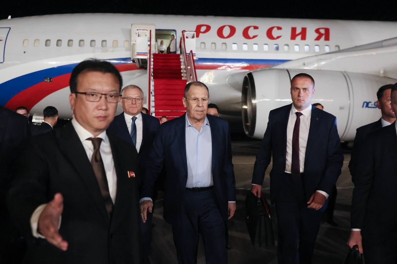 Lavrov, Kuzey Kore'ye Stratejik Ziyaret Düzenledi