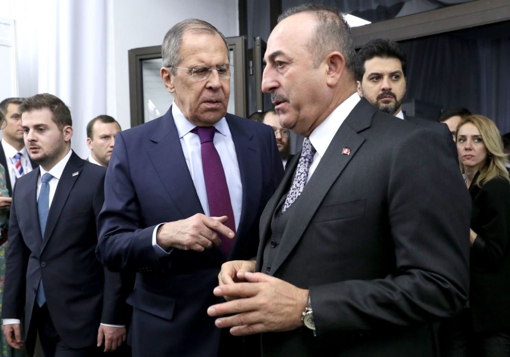 Lavrov’dan Çavuşoğlu’na Ukrayna Uyarısı