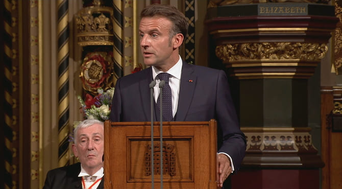 Macron: "Avrupa Ukrayna'yı Asla Yalnız Bırakmayacak"