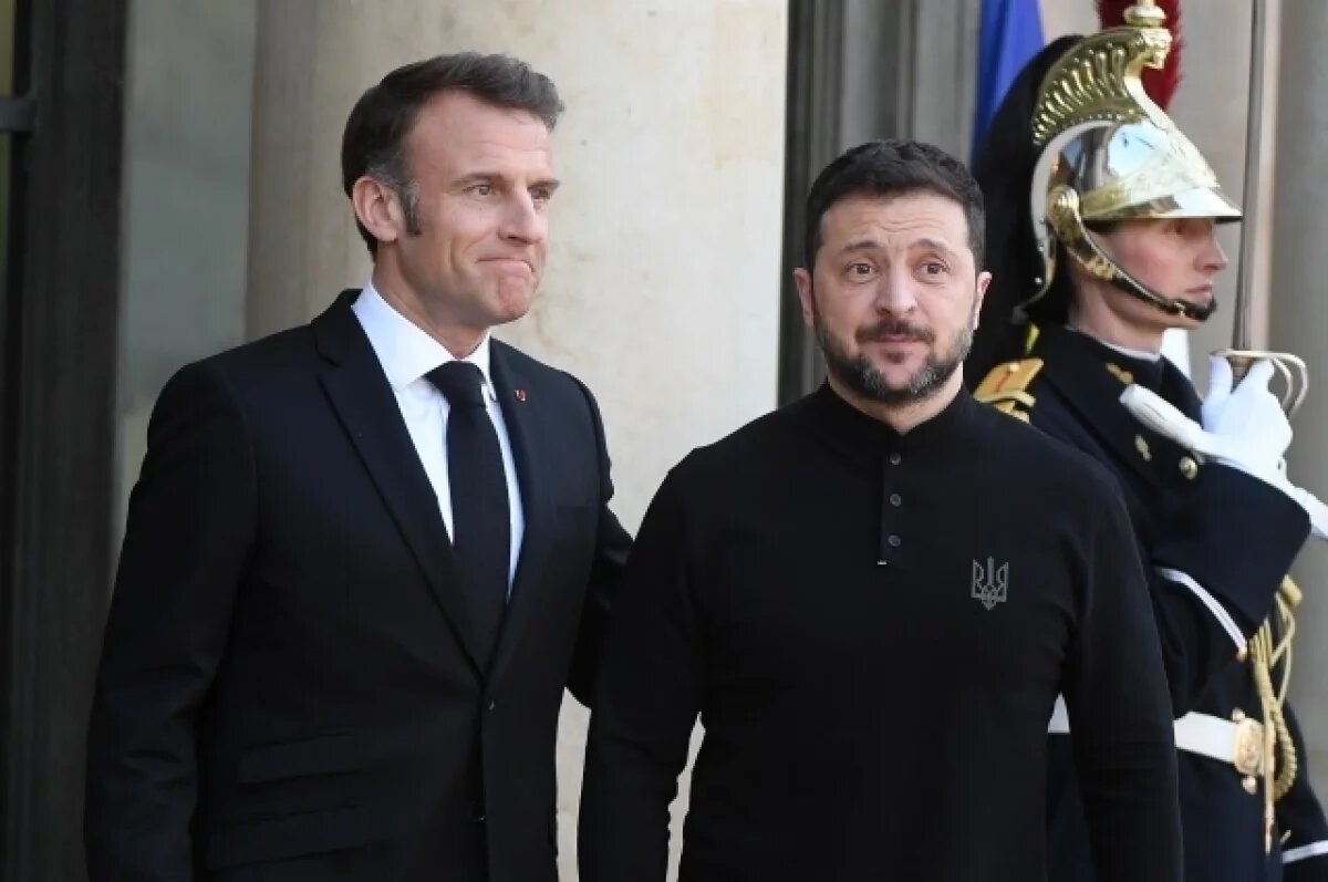 Macron, Putin Görüşmesinin Ardından Zelensky'yi Aradı