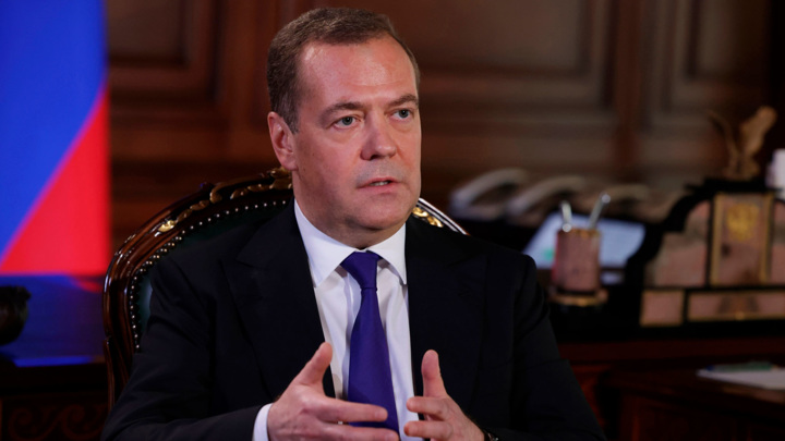 Medvedev: Gazze’deki operasyonun çok ciddi ve kanlı sonuçları olacak