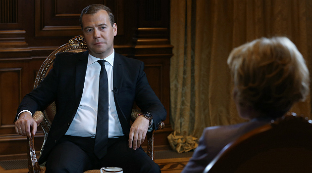 Medvedev: Batı Orta Doğu'da züccaciye dükkanına giren fil gibi