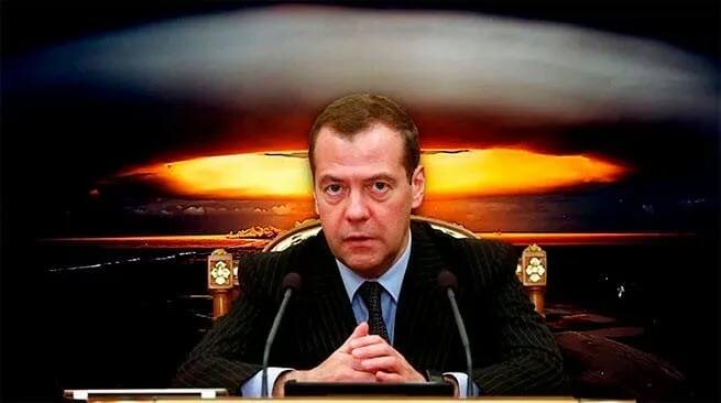 Medvedev'den Sert Uyarı: "3. Dünya Savaşı Her An Başlayabilir"