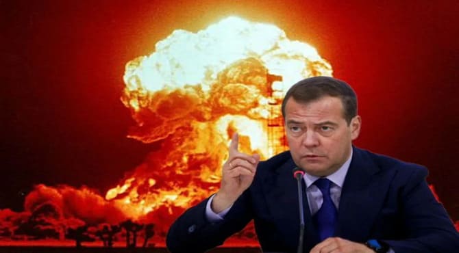 Medvedev'den Tehdit: "Ukrayna 'Kirli Bomba' Kullanırsa Nükleer Karşılık Veririz"