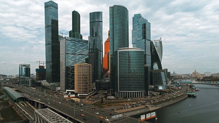 Moscow City'de 30. kattan düşen işçi hayatını kaybetti