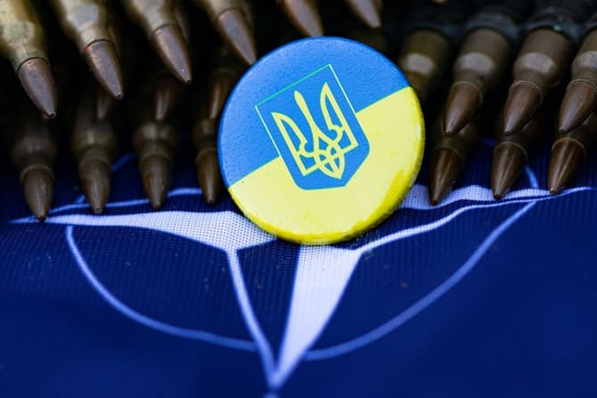 NATO: Kiev için daha güçlü bir ordu oluşturmalıyız