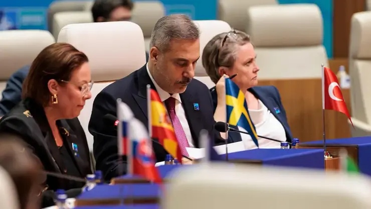 NATO-Ukrayna Toplantısı’na Fidan da katıldı Katıldı