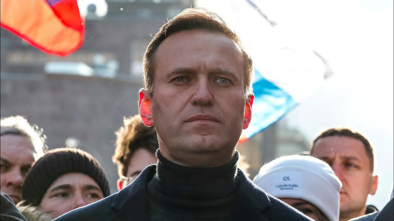 Navalny soruşturmaya katılmayı reddetti, Rusya'ya dönecek