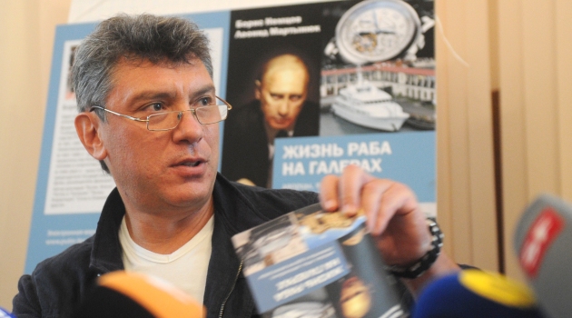 Nemtsov’dan, Putin’e ilginç eleştiri: “Bir kürek kölesinin yaşantısı”