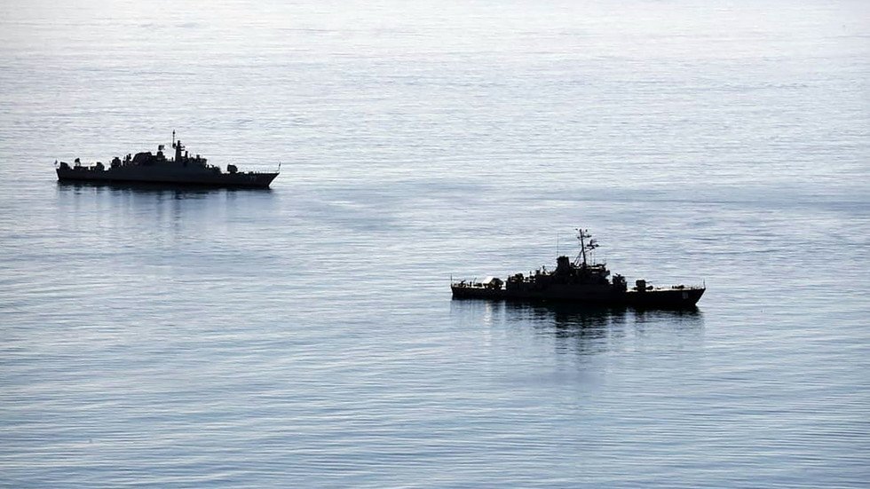 NYT: Rusya, İran'a Hazar Üzerinden Askeri Yardıma Devam Ediyor